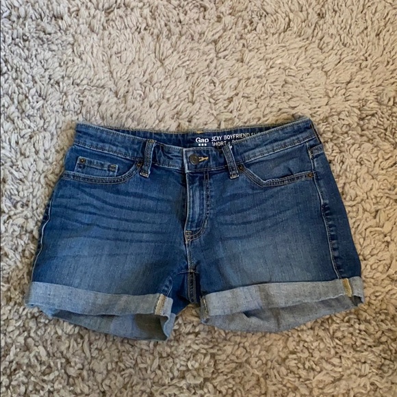 GAP Pants - GAP Sexy Boyfriend Short